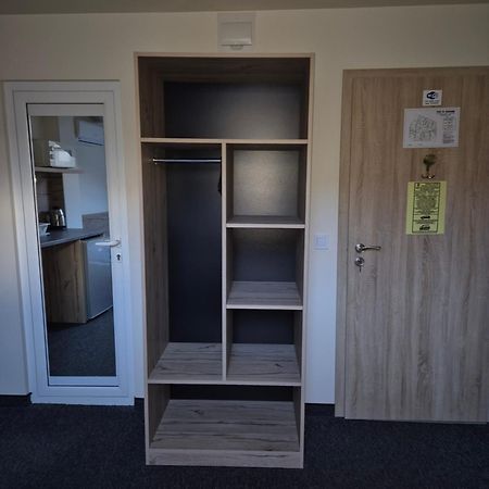Стаи За Гости "Централ" Фамилни Стаи & Апартаменти Gabrovo Habitación foto